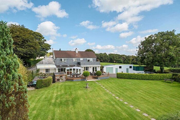 3 Bedroom Detached House For Sale In Mary Tavy, Tavistock, PL19