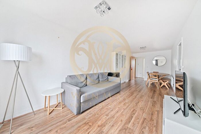 2 Bedroom Flat To Rent In De Havilland Court, Lebus Street, London, N17