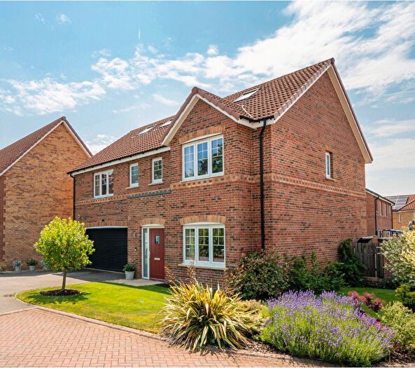 6 Bedroom Detached House For Sale In Lund Sikes Grove, Stamford Bridge, York, YO41