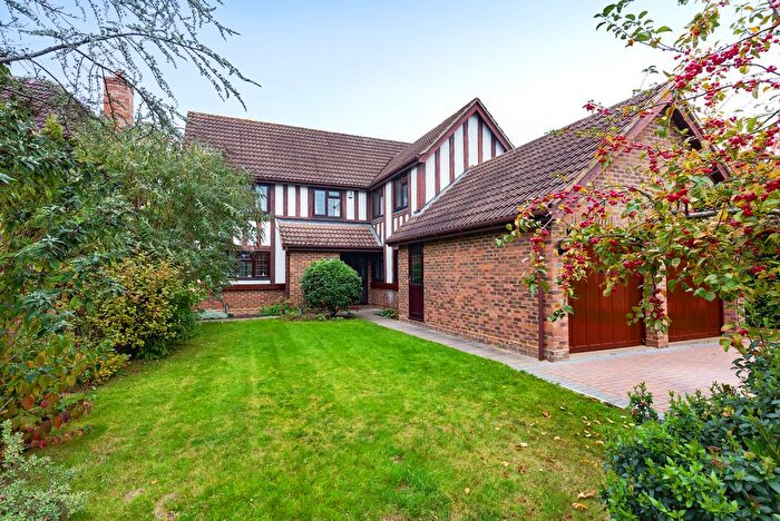 5 Bedroom Detached House For Sale In Raeburn Way, College Town, Sandhurst, GU47