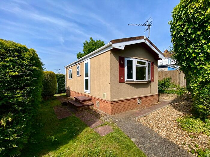 1 Bedroom Park Home For Sale In Kingsway Caravan Park, Seville Road, Portishead, Bristol, BS20