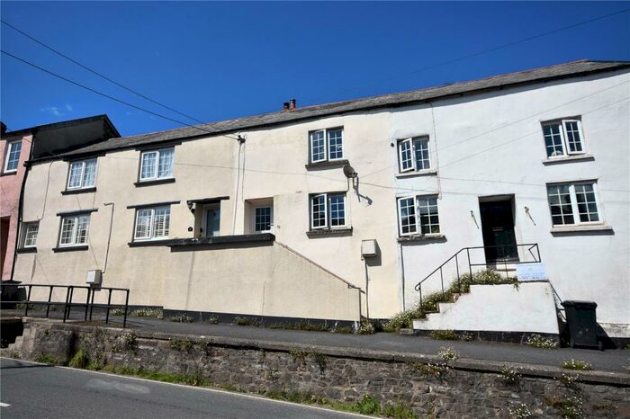 2 Bedroom Terraced House To Rent In East Street, South Molton, Devon, EX36
