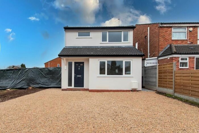 3 Bedroom Detached House To Rent In Pegasus Walk, Birmingham B29