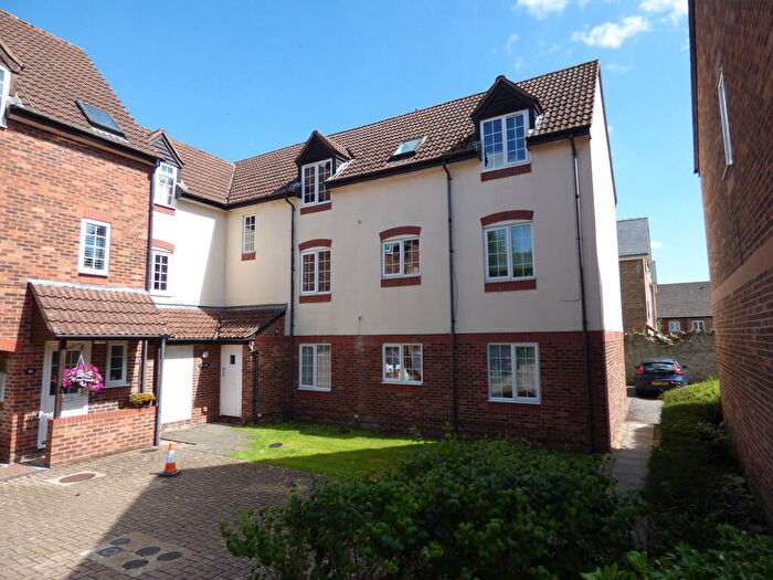 1 Bedroom Apartment To Rent In Dewell Mews, Swindon, SN3