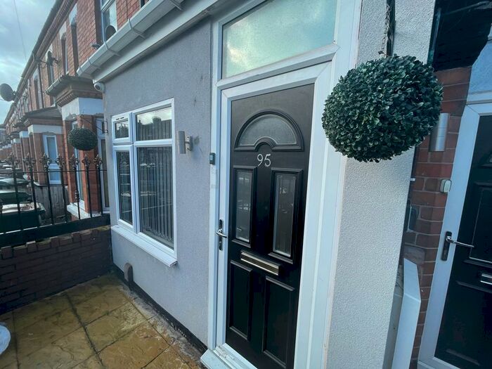 3 Bedroom House To Rent In King Edward Road, Coventry, CV1