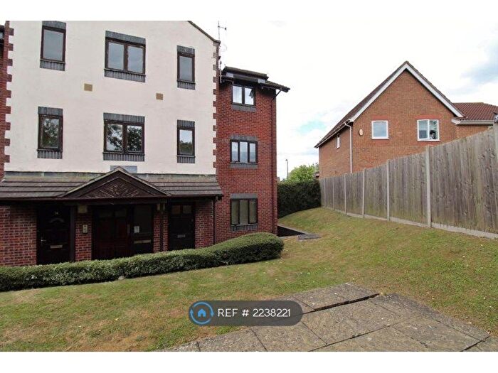 1 Bedroom Flat To Rent In Gallivan Close, Little Stoke, Bristol, BS34
