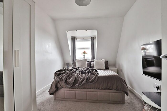 1 Bedroom Flat For Sale In Christchurch Road, Boscombe, Bournemouth, BH7
