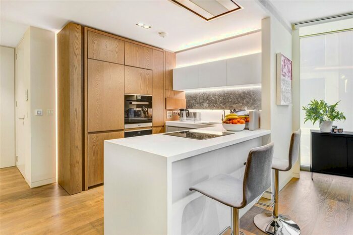 2 Bedroom Flat To Rent In Pearson Square, London, W1T