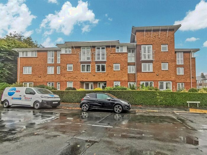 2 Bedroom Flat For Sale In Clarence Court, Bare, Morecambe LA4