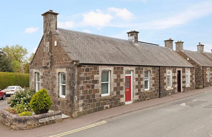 2 Bedroom Semi-Detached House For Sale In Prinlaws Road, Glenrothes, KY6