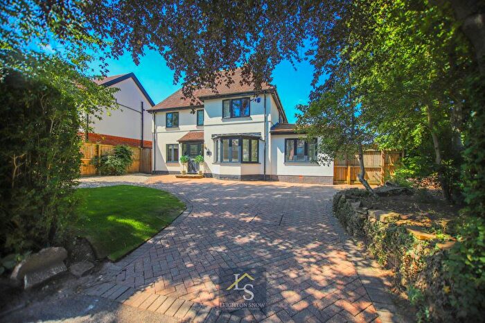 6 Bedroom Detached House For Sale In Moss Lane, Bramhall, SK7