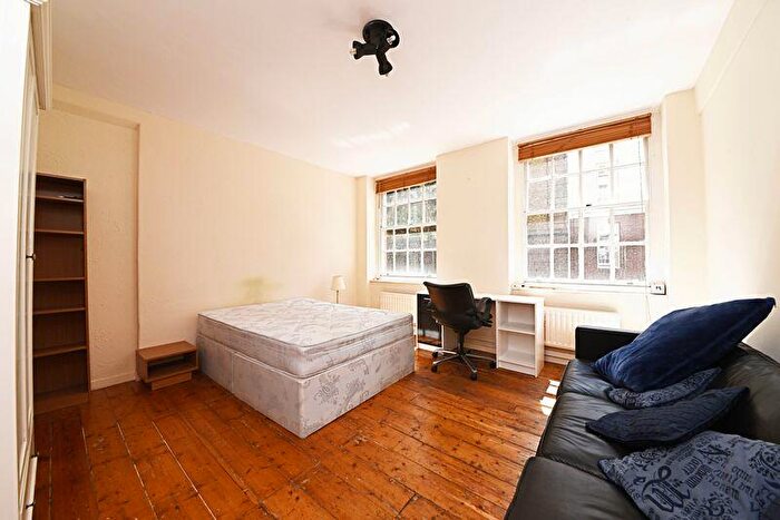 2 Bedroom Flat To Rent In Redman Buildings, Portpool Lane, London, EC1N