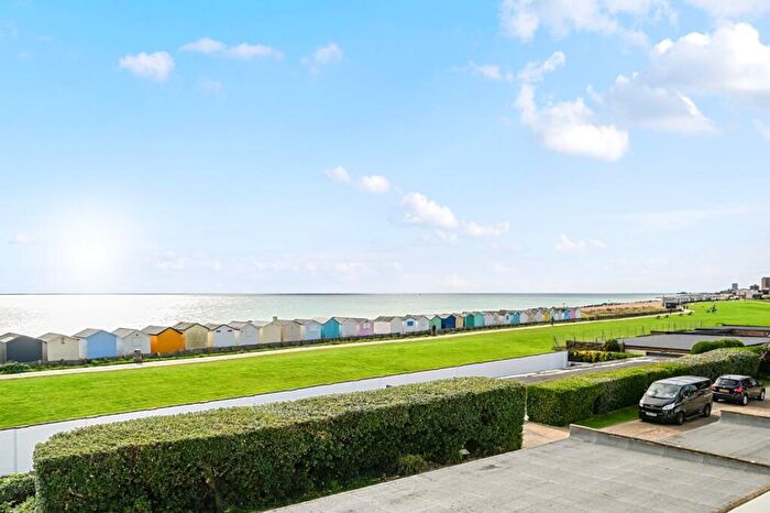 2 Bedroom Apartment For Sale In The Haven, Lancing, West Sussex, BN15