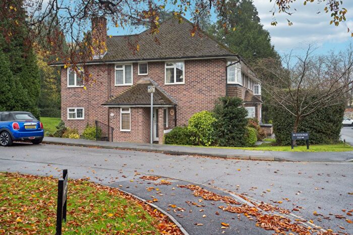 2 Bedroom Maisonette For Sale In The Glen, Northwood, HA6