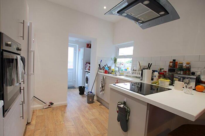 5 Bedroom Terraced House To Rent In Keppoch Street, Cardiff, CF24