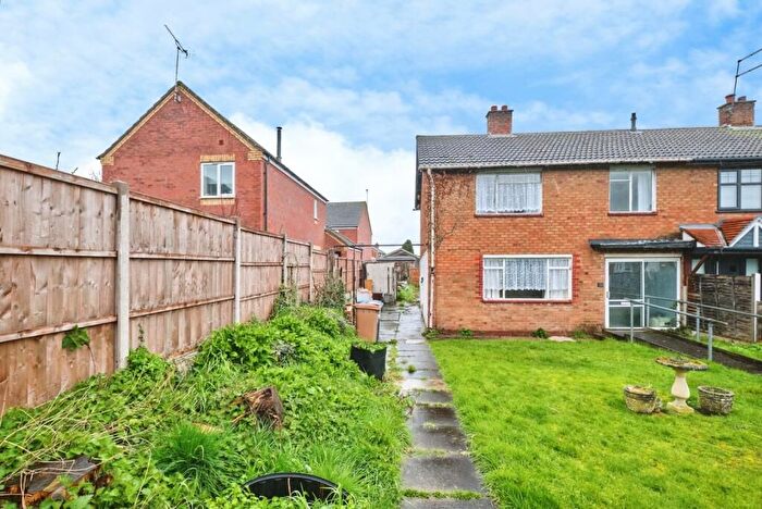 3 Bedroom End Terrace House For Sale In Poplars Road, Rugeley, WS15