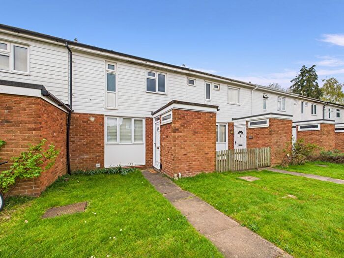 3 Bedroom Terraced House To Rent In Shelley Road, Marlow, Buckinghamshire, SL7