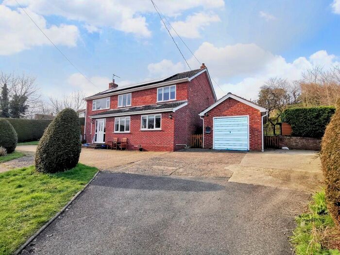 4 Bedroom Detached House For Sale In Low Road, Wortwell, Harleston, IP20