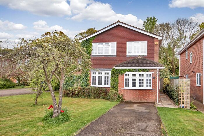4 Bedroom Detached House For Sale In Well Close, Leigh, TN11