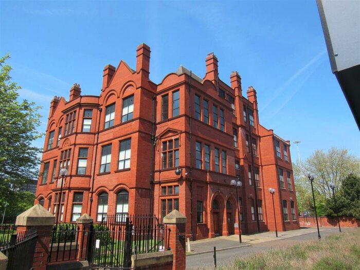 1 Bedroom Apartment To Rent In The School House, Hulme, M15
