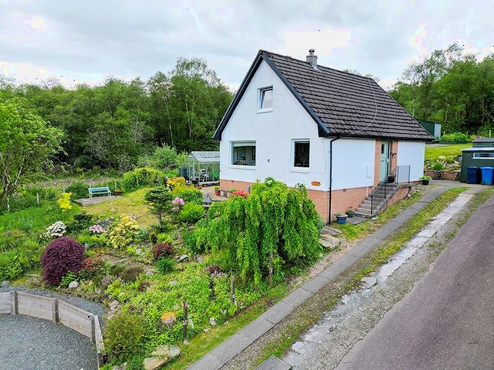 3 Bedroom Detached House For Sale In The Bay, Strachur, Argyll And Bute, PA27