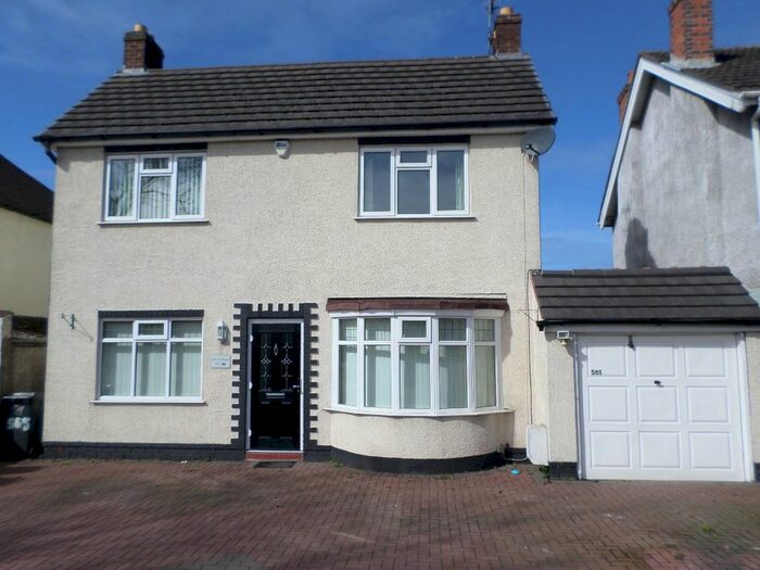 3 Bedroom Detached House To Rent In Stafford Road, Wolverhampton, WV10