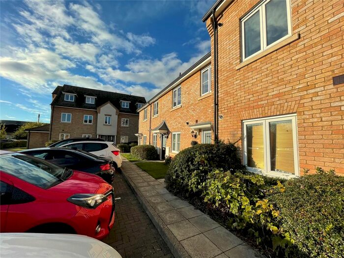 1 Bedroom Maisonette To Rent In Leas Close, St Ives, Huntingdon, Cambs PE27