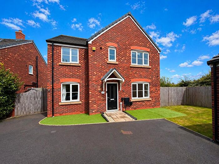 5 Bedroom Detached House For Sale In Oxlip Close, Rugby, CV23