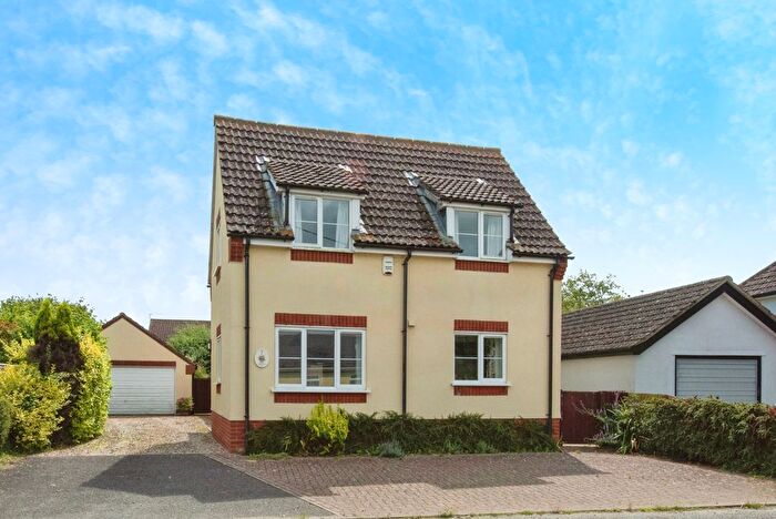 4 Bedroom Detached House For Sale In Gipping Road, Stowupland, Stowmarket, Suffolk, IP14