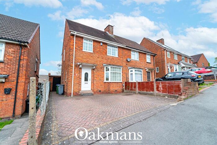 3 Bedroom Semi Detached House For Sale In Aldridge Road, Oldbury, West Midlands, B68