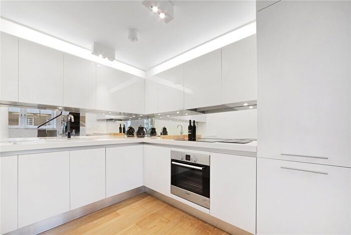 1 Bedroom Flat To Rent In Picton Place, London, W1U