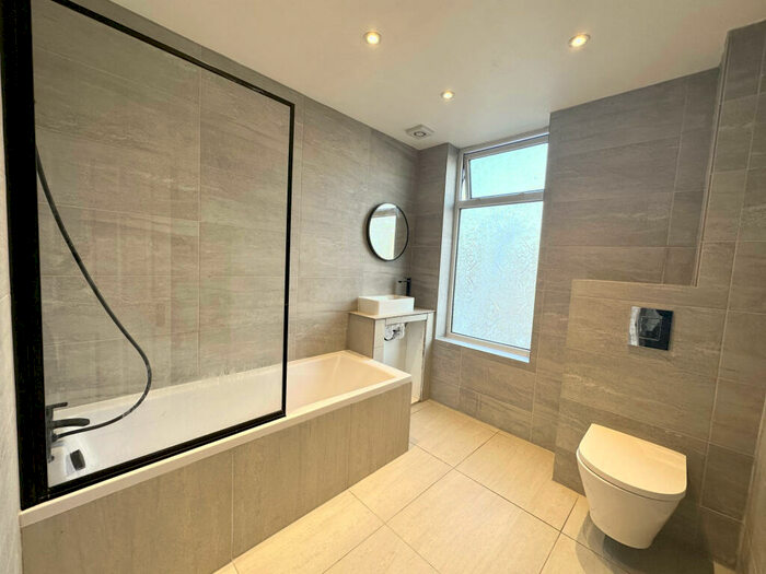 3 Bedroom Terraced House To Rent In Strathmore Terrace, Leeds, West Yorkshire, LS9