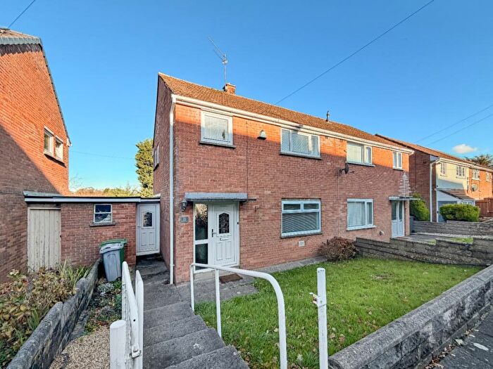 3 Bedroom Semi Detached House For Sale In Dunkery Close, Llanrumney, Cardiff, South Glamorgan, CF3