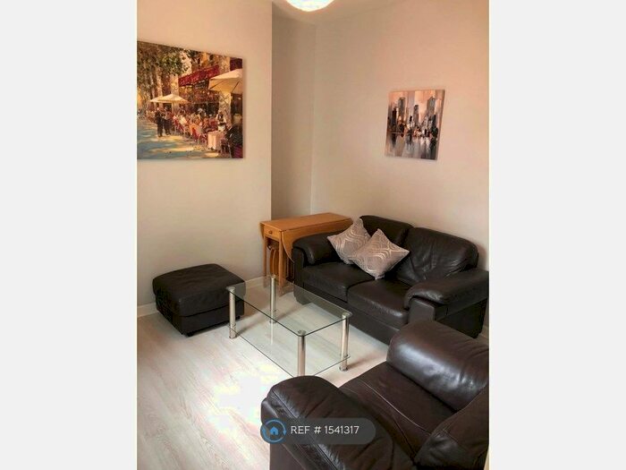 1 Bedroom Flat To Rent In Dunraven House, Newport, NP20