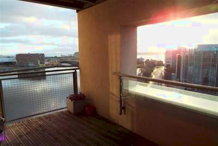 2 Bedroom Flat To Rent In Vega House, Celestia, CF10