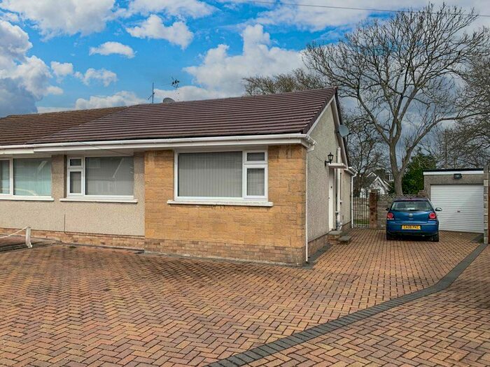 2 Bedroom Semi-Detached Bungalow To Rent In Beechwood Drive, Penarth, CF64