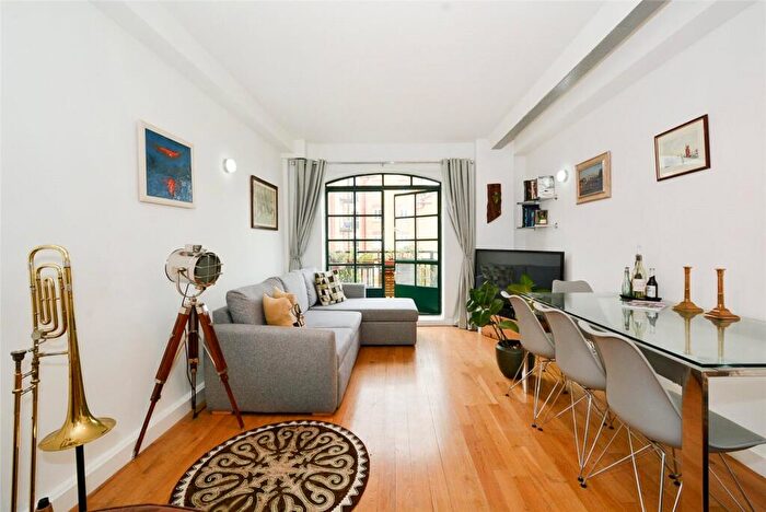 2 Bedroom Flat To Rent In Canada Wharf, SE16