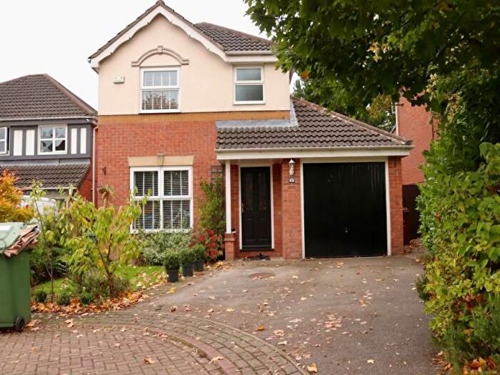 4 Bedroom Terraced House To Rent In College View, Armley, Leeds, LS12