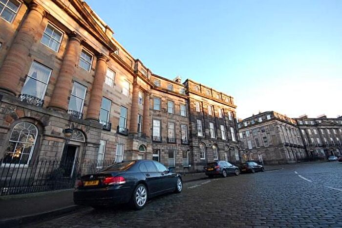 3 Bedroom Flat To Rent In Moray Place, New Town, Edinburgh, EH3