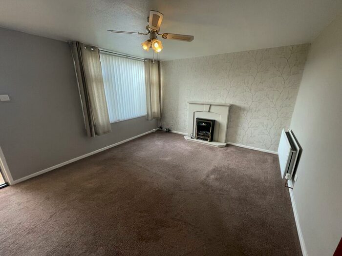 3 Bedroom House To Rent In Greenfield Lane, - ***Available With The Zero Deposits Scheme***, L21