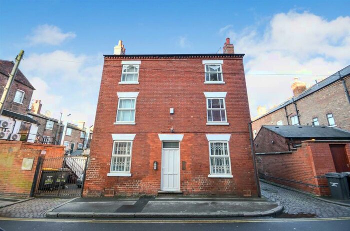 1 Bedroom Detached House To Rent In Newdigate Street, Arboretum, Nottingham, NG7