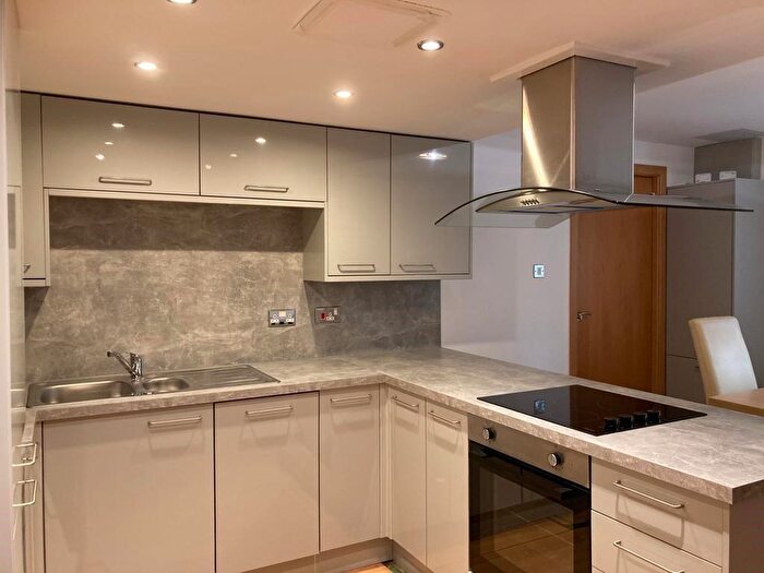 2 Bedroom House To Rent In Easter Dalry Rigg, Edinburgh, EH11