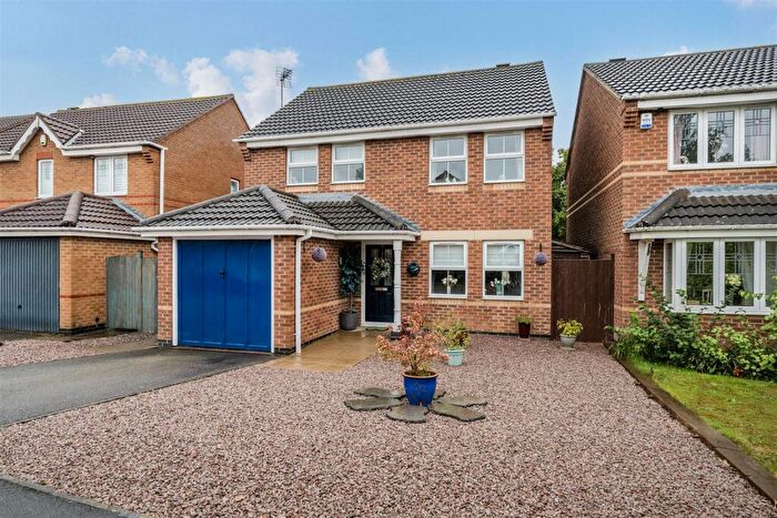 3 Bedroom Detached House For Sale In The Oval, Coalville, LE67