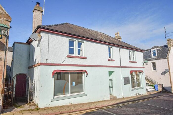 3 Bedroom Flat For Sale In King Street, Tain, IV19