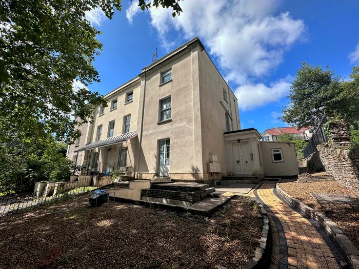 1 Bedroom Flat To Rent In Cheltenham Road, Cotham, Bristol, BS6