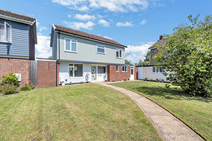 3 Bedroom Detached House For Sale In Pightle Close, Elmswell, Bury St. Edmunds, IP30
