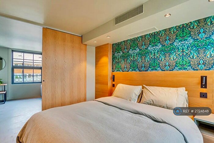 Studio To Rent In Caledonian Road, London, N1