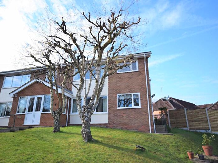 2 Bedroom Flat To Rent In Westbank, Chester, Cheshire, CH1