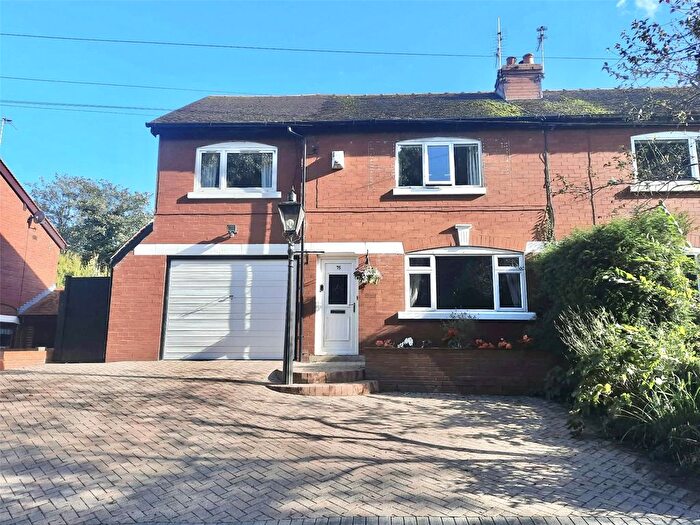 4 Bedroom Semi-Detached House For Sale In Hennel Lane, Walton-Le-Dale, Preston, Lancashire, PR5