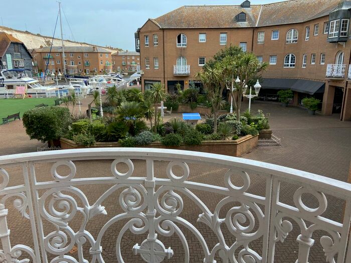 1 Bedroom Flat To Rent In Brighton Marina Village, Brighton, BN2